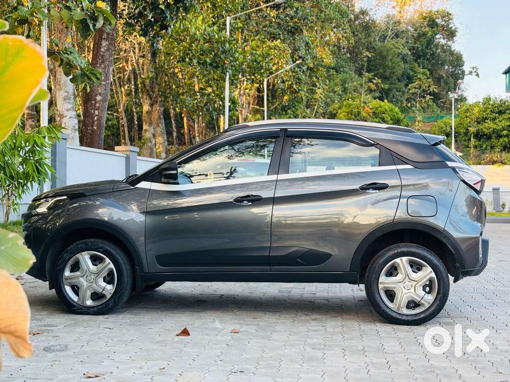 Tata Nexon 1.5 Revotorq Xm (s), 2021, Diesel