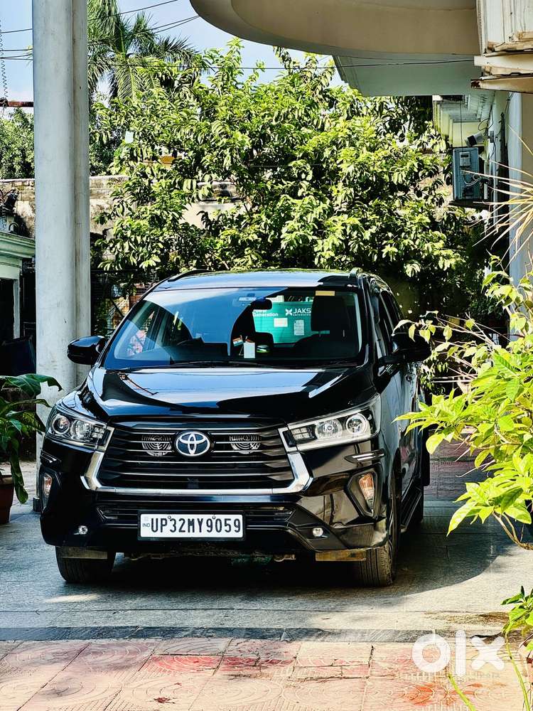 Toyota Innova Crysta 2.4 V 7 Str, 2022, Diesel