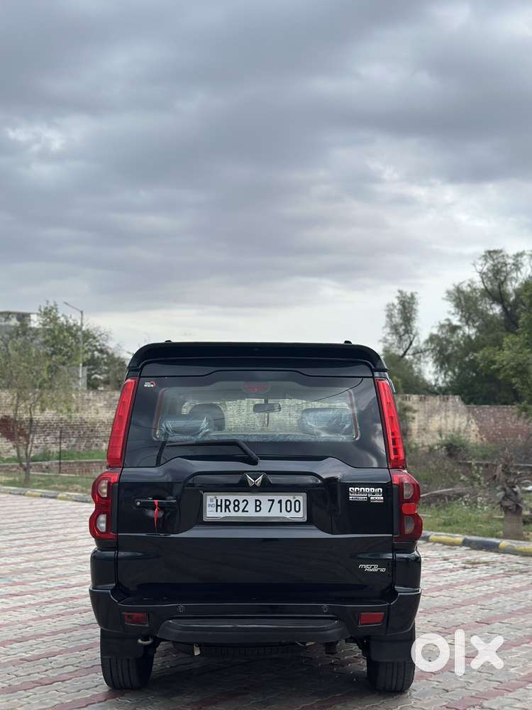 Mahindra Scorpio Classic 2.2 S 11 Mt 7 Str, 2022, Diesel