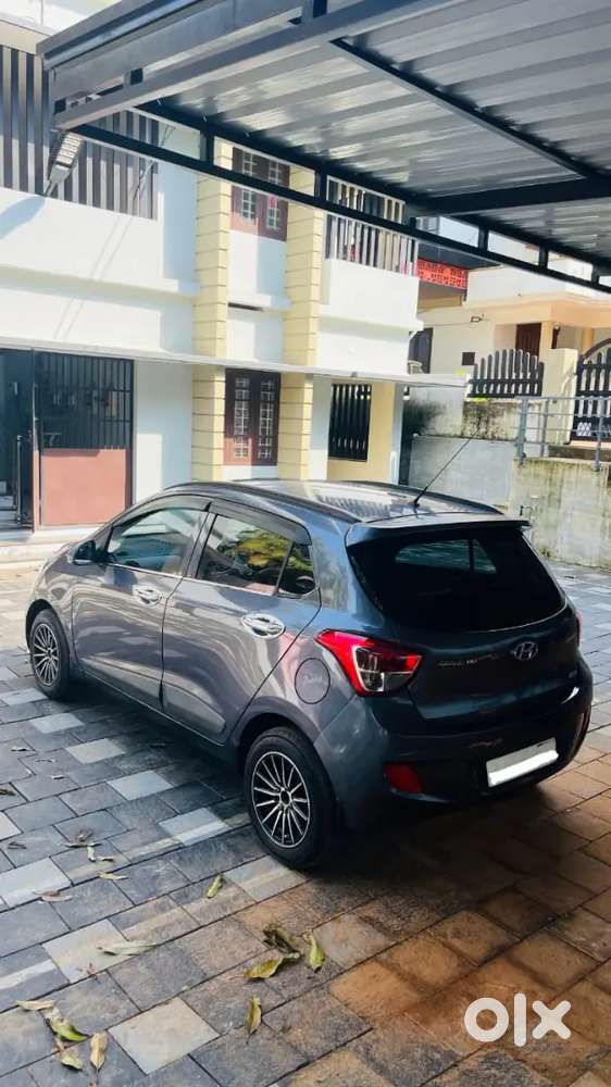 Hyundai I10 Sportz Petrol 2016