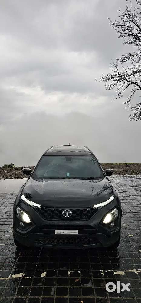 Tata Safari Dark Edition (xza+)