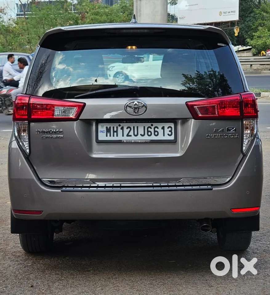 Toyota Innova Crysta [2020-ongoing] 2.4 Zx At 7 Str, 2022, Diesel