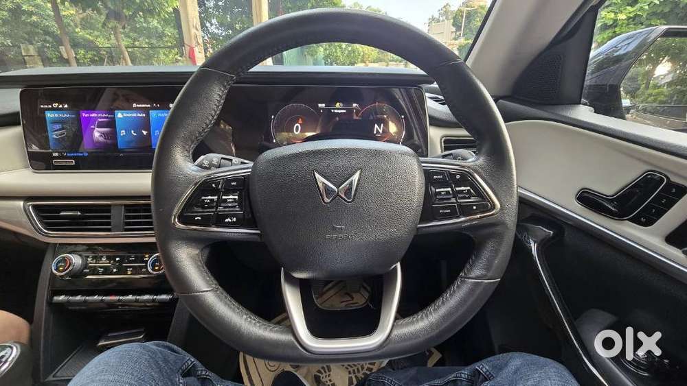 Mahindra Xuv700 2.2 Ax 7 Diesel Mt Str, 2024, Diesel
