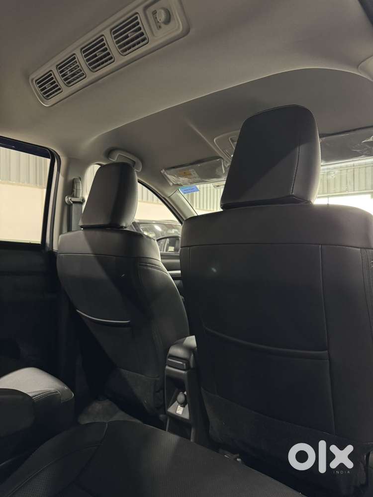Maruti Suzuki Xl6 1.5 Alpha Plus Mt, 2022, Petrol