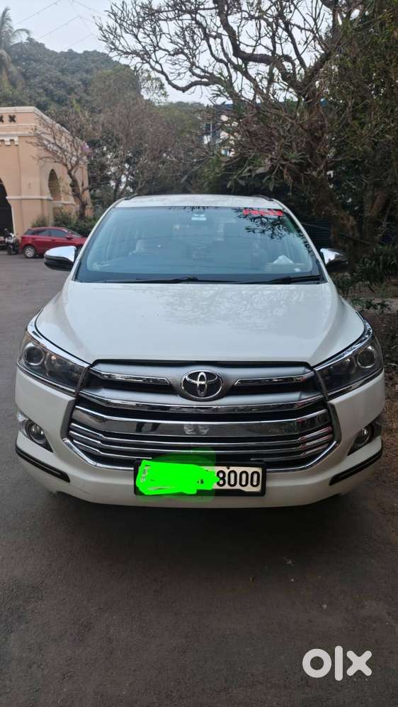 Toyota Innova Crysta 2018 – Top Model (zx)