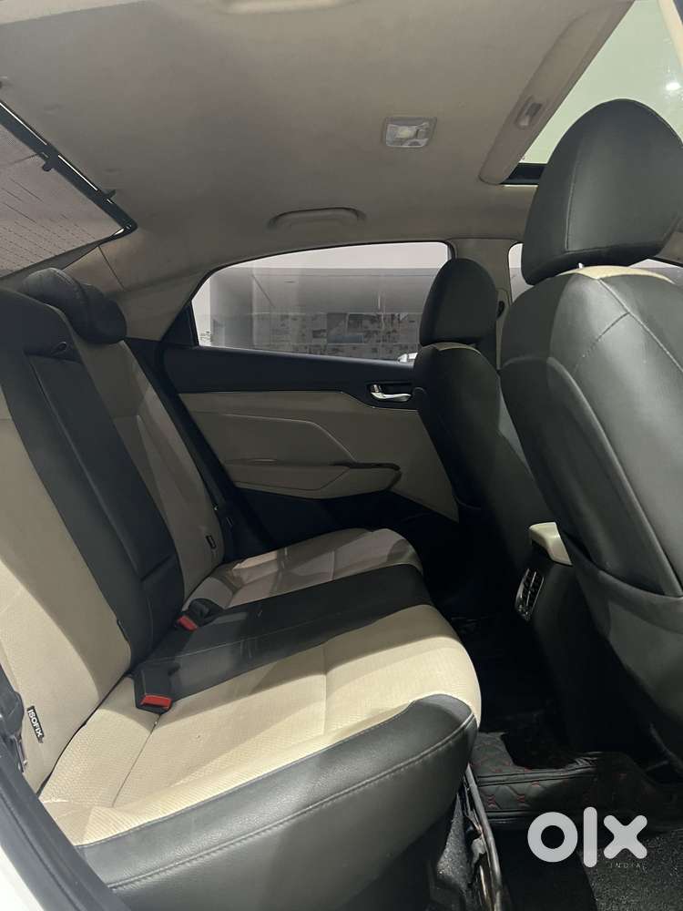 Hyundai Verna 1.5 Sx (o) Ivt, 2022, Petrol