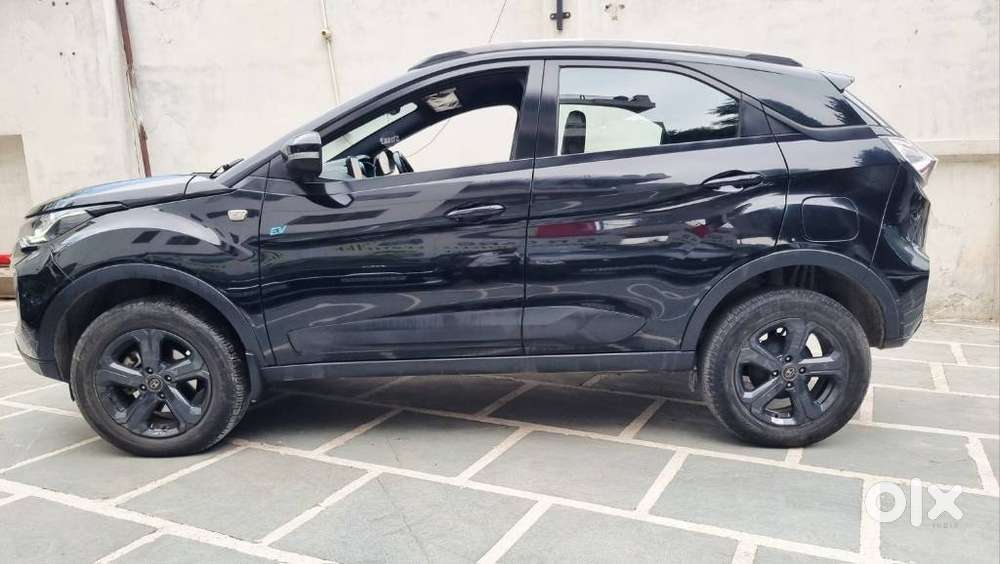 Tata Nexon Ev Xz Plus Dark Edition, 2022, Electric