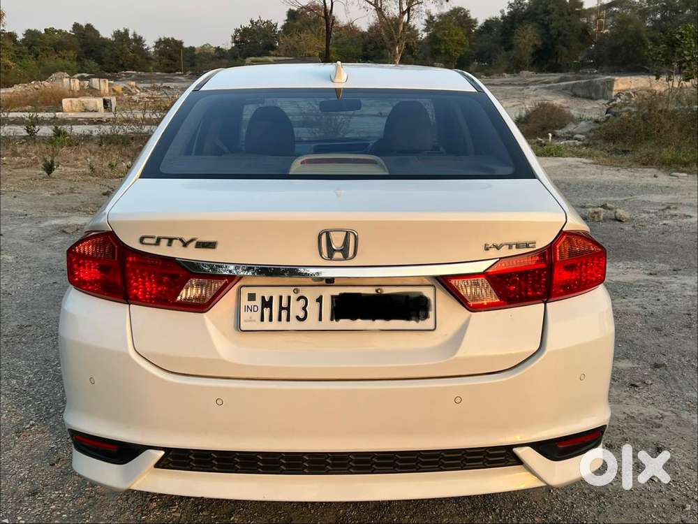 Honda City 1.5 V Cvt I-vtec Mt, 2022, Petrol