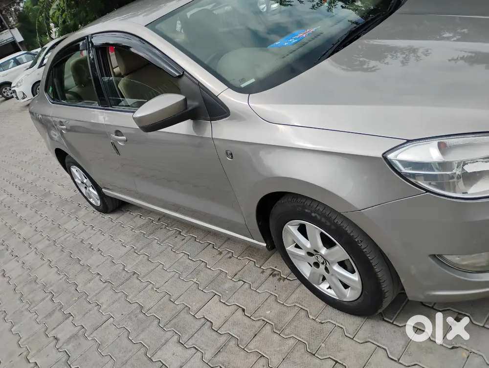 Skoda Rapid Tsi 2014 Diesel 86000 Km Driven Insurence Valid