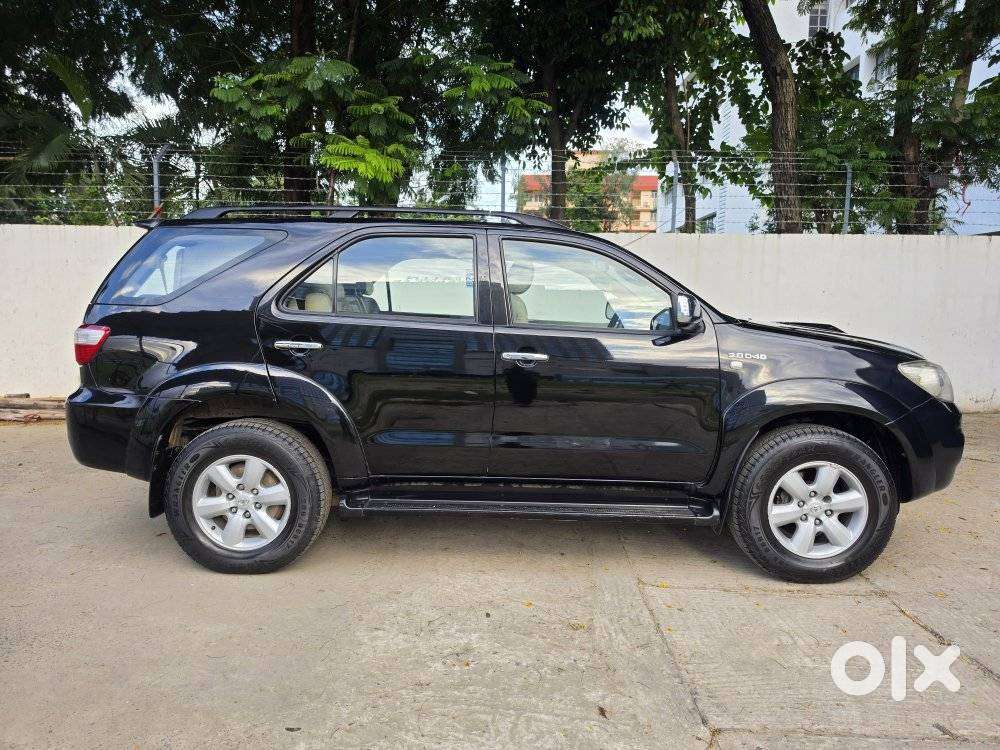 Toyota Fortuner 3.0 4x4 Manual, 2011, Diesel