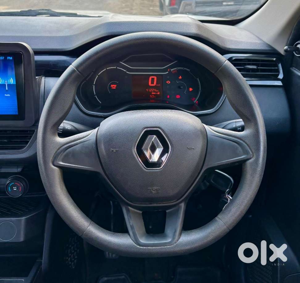 Renault Kiger Rxe, 2022, Petrol