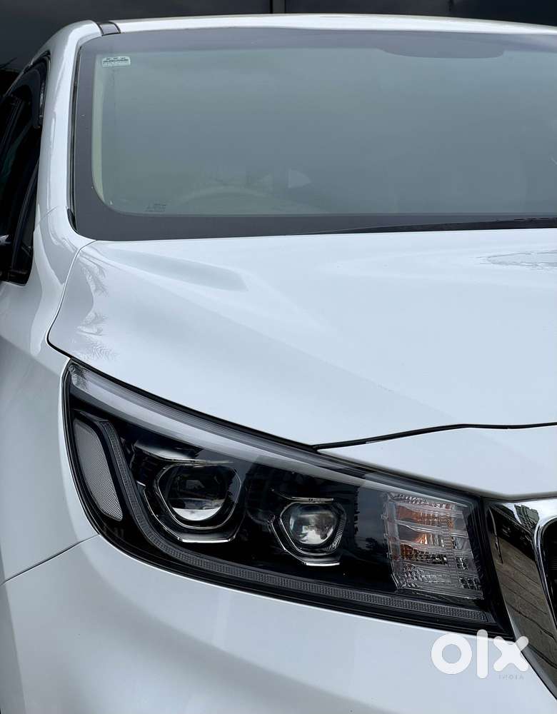 Kia Carnival Premium, 2020, Diesel