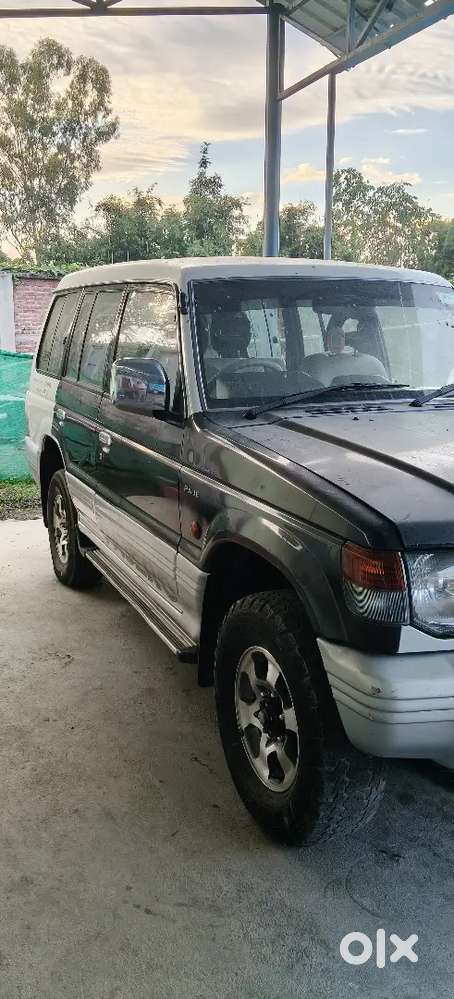 Mitsubishi Pajero Glx 2010