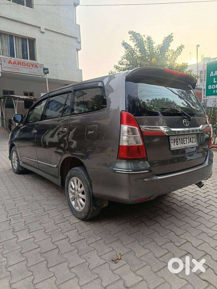 Toyota Innova 2.5 V 7 Str, 2014, Diesel