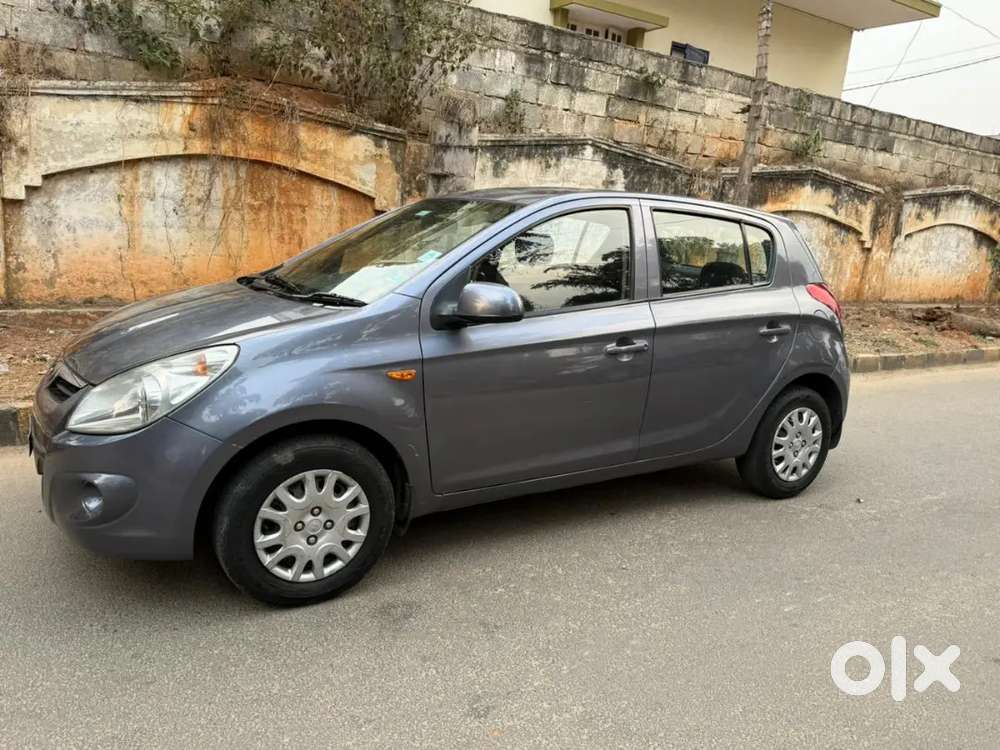 Hyundai I20 2012 Petrol Well Maintained