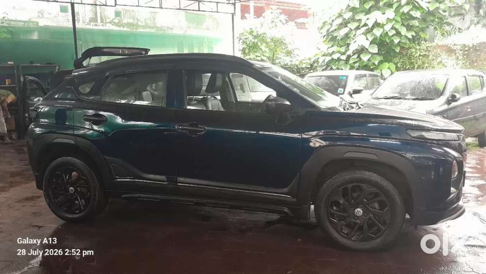 Maruti Suzuki Fronx Sigma 1.2l Mt, 2023, Petrol