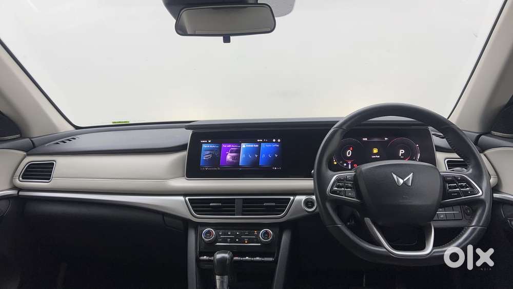 Mahindra Xuv700 2.0 Ax 7 Petrol At Luxury Pack Str, 2022, Petrol