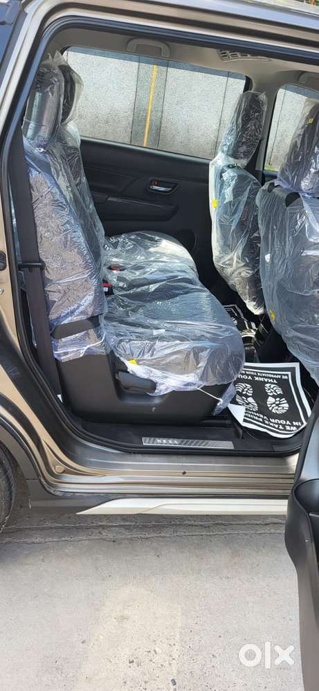 Maruti Suzuki Xl6 Alpha At, 2021, Petrol