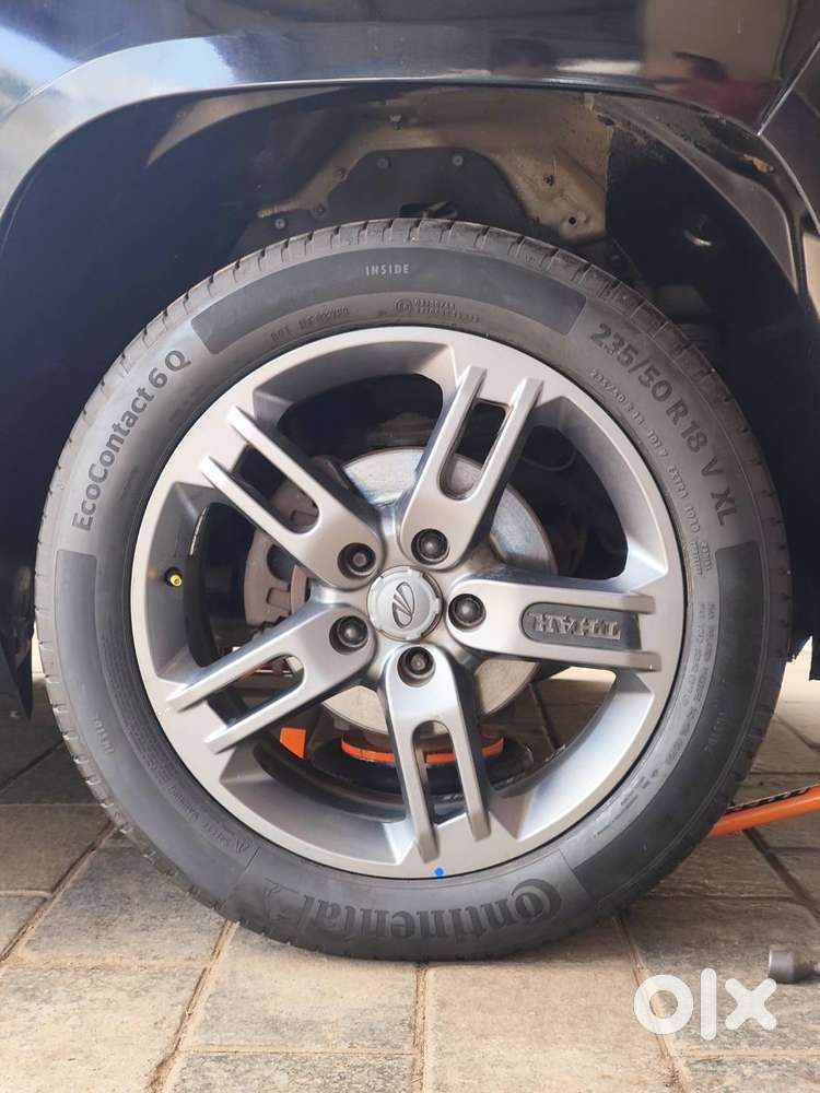 Modified Tuv 300 T8 Amt Diesel  Excellent Condition  Kochi