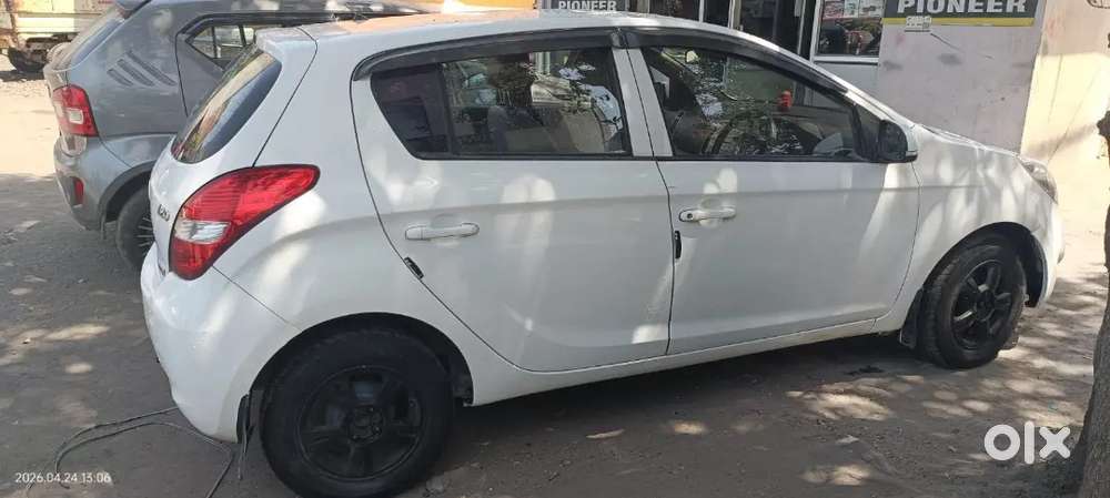 Hyundai I20 Sportz 2011