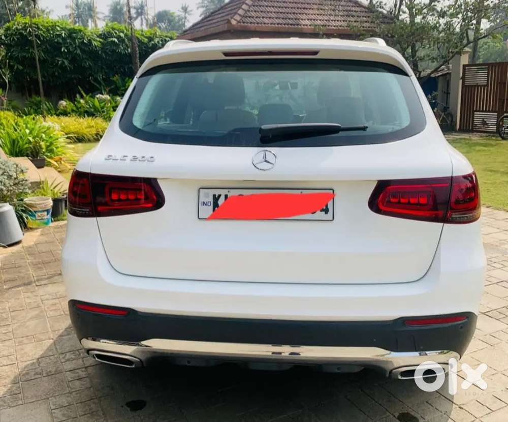 Mercedes-benz Glc Class 2022 Petrol 20000 Km Driven