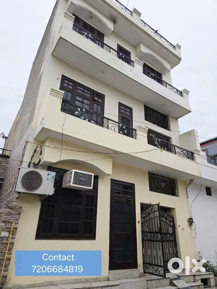 Frist floor 2 room set for rent Roop Nagar colony jagadhri sector 18