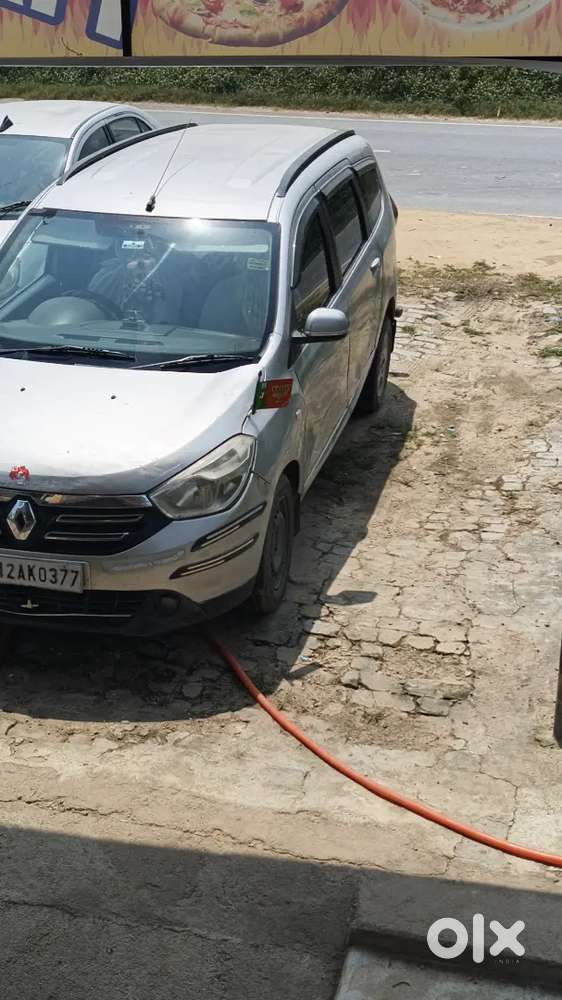 Renault Lodgy Rxl 2015