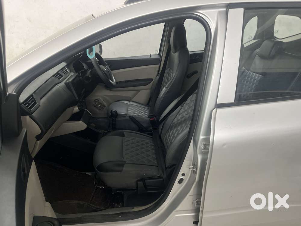 Renault Triber 1.0 Rxe, 2021, Petrol