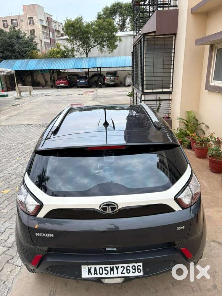 2018 Tata Nexon Xm Petrol  Single Owner  Excellent Condition