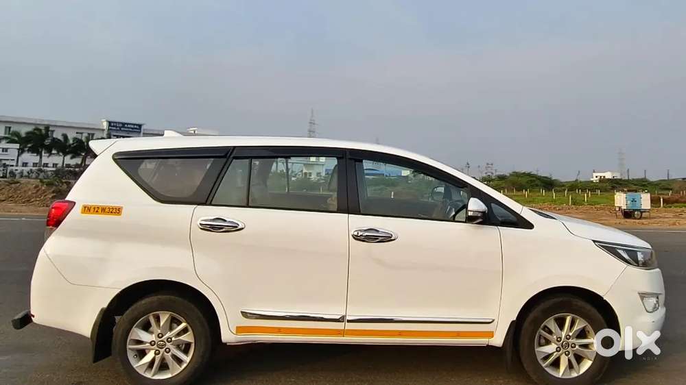 Toyota Innova Crysta 2017