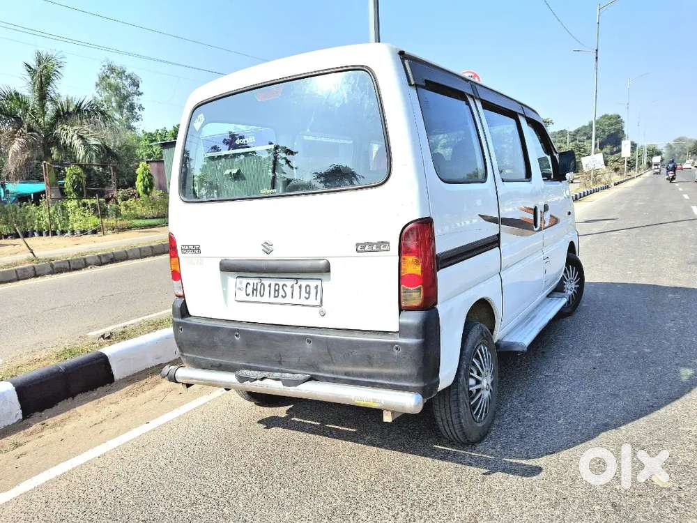 Maruti Suzuki Eeco Smiles 2018
