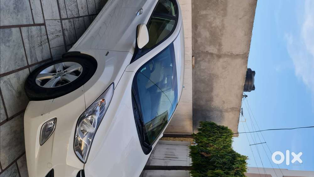 Hyundai Elantra At 2014 Diesel Well Maintained