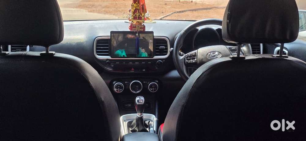 Hyundai Venue Sx Dual Tone Turbo, 2022, Petrol