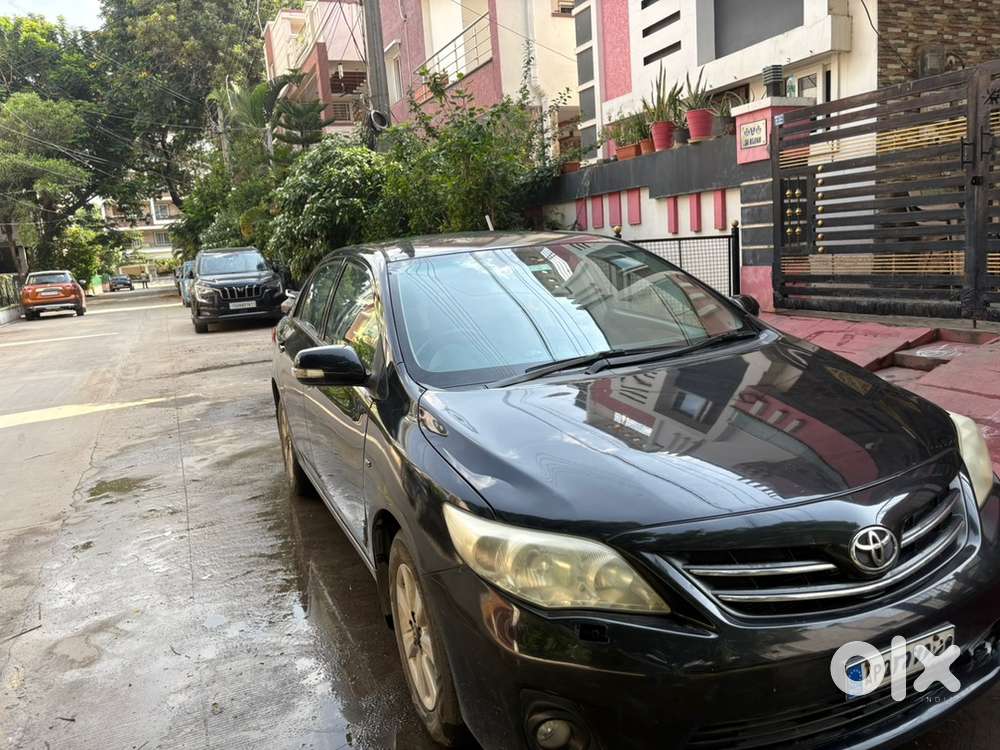 Toyota Corolla Altis 2011 Km Driven Car