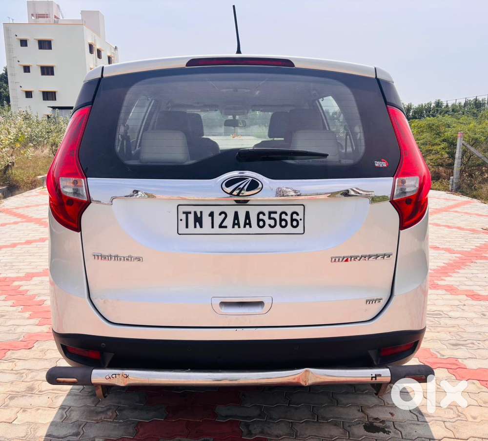 Mahindra Marazzo, 2018, Diesel