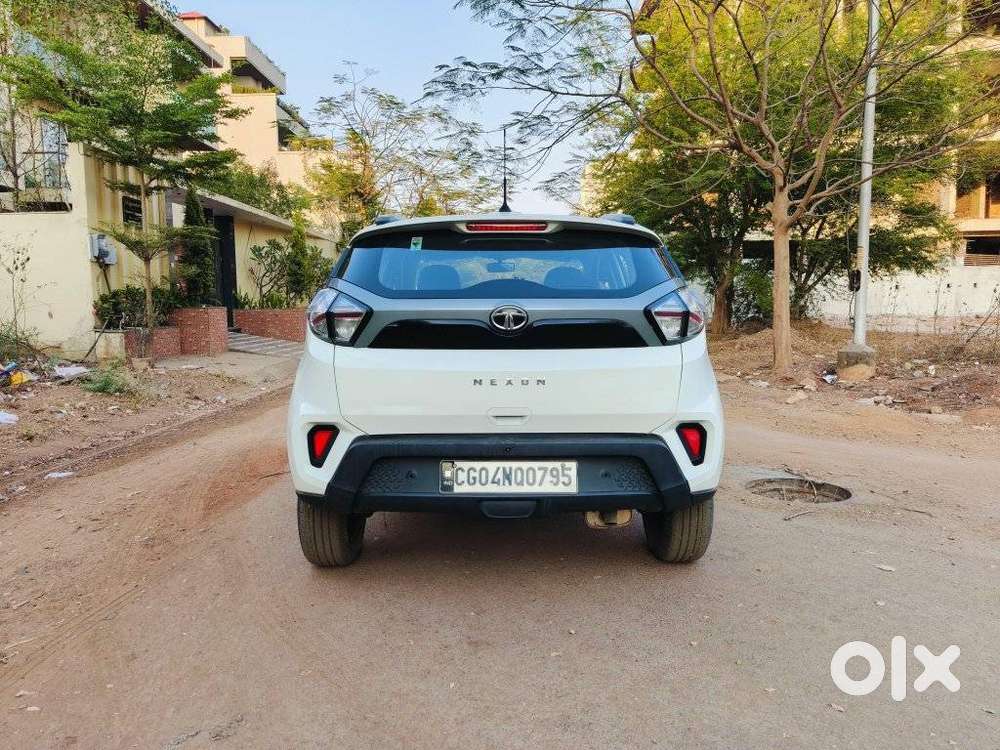 Tata Nexon, 2021, Petrol