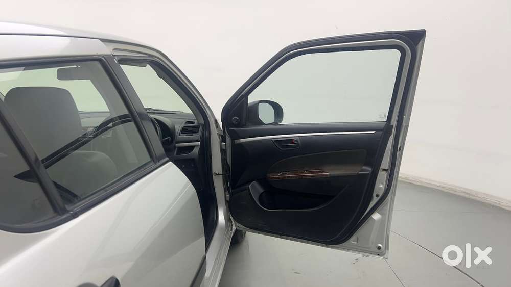 Maruti Suzuki Swift 1.2 Lxi (o), 2016, Petrol
