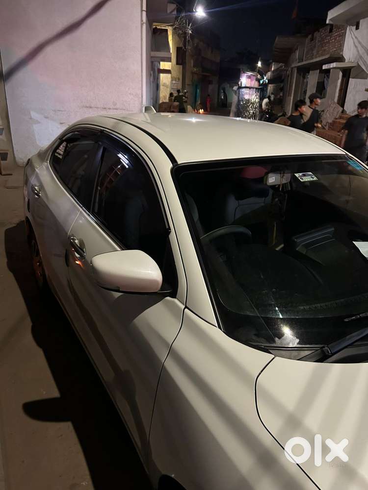 Maruti Suzuki Swift Dzire Vxi(o) Mt, 2025, Petrol