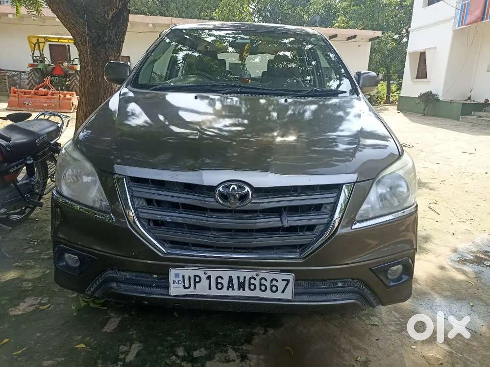Toyota Innova 2014 Manual 2nd Owner