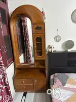 Dressing table with mirror and storage