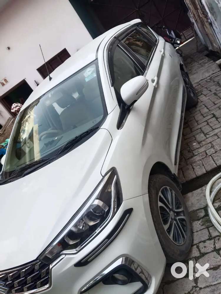 Maruti Suzuki Ertiga Vxi  Cng 2024 मॉडल