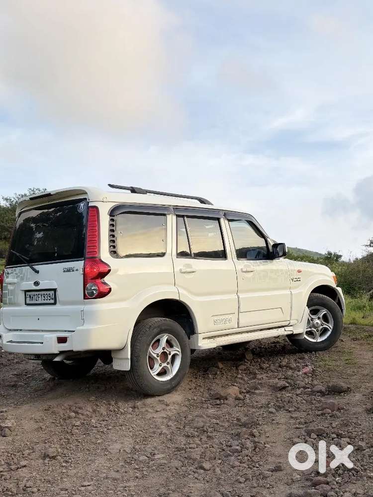 Mahindra Scorpio Classic 2010 Diesel Manual
