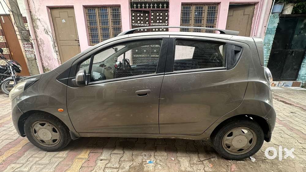 Chevrolet Beat Lt 2011 Petrol