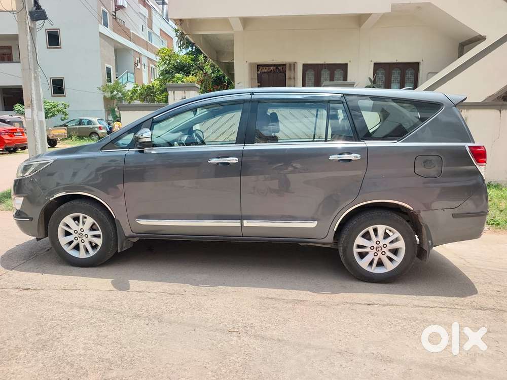 Toyota Innova Crysta 2.4 Gx Mt, 2016, Diesel
