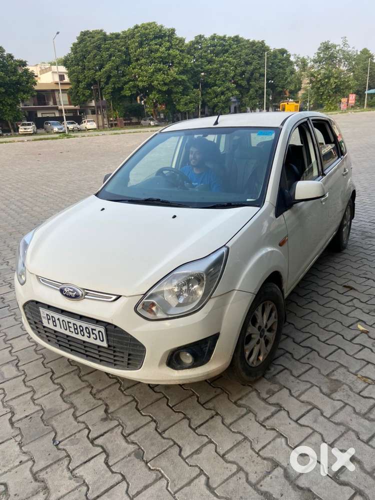 Ford Figo Petrol 2013