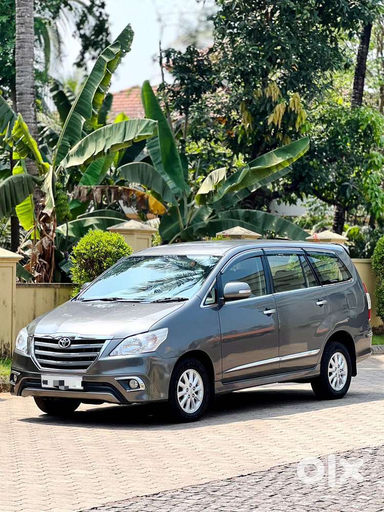 Toyota Innova 2.5 Ev Ps 8 Str Bs-iii, 2014, Diesel