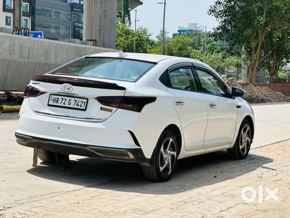 Hyundai Verna 1.5 S Plus Petrol Mt, 2022, Petrol