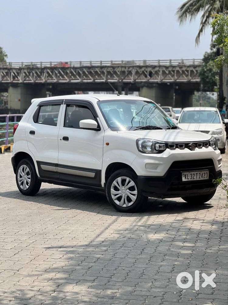 Maruti Suzuki S-presso Vxi, 2022, Petrol