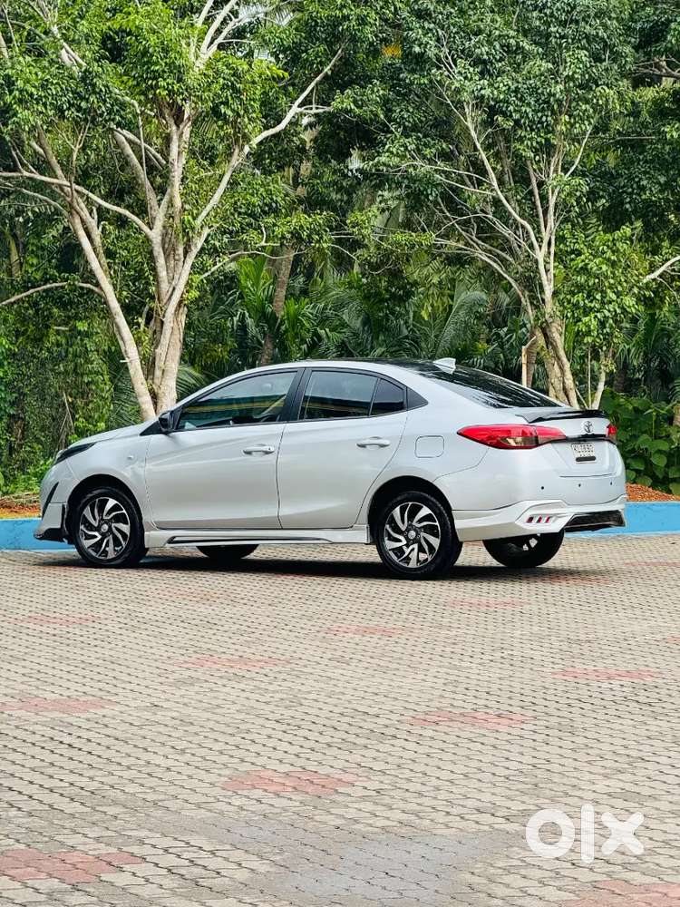 Automatic Toyota Yaris Petrol Well Maintained Car For Sale