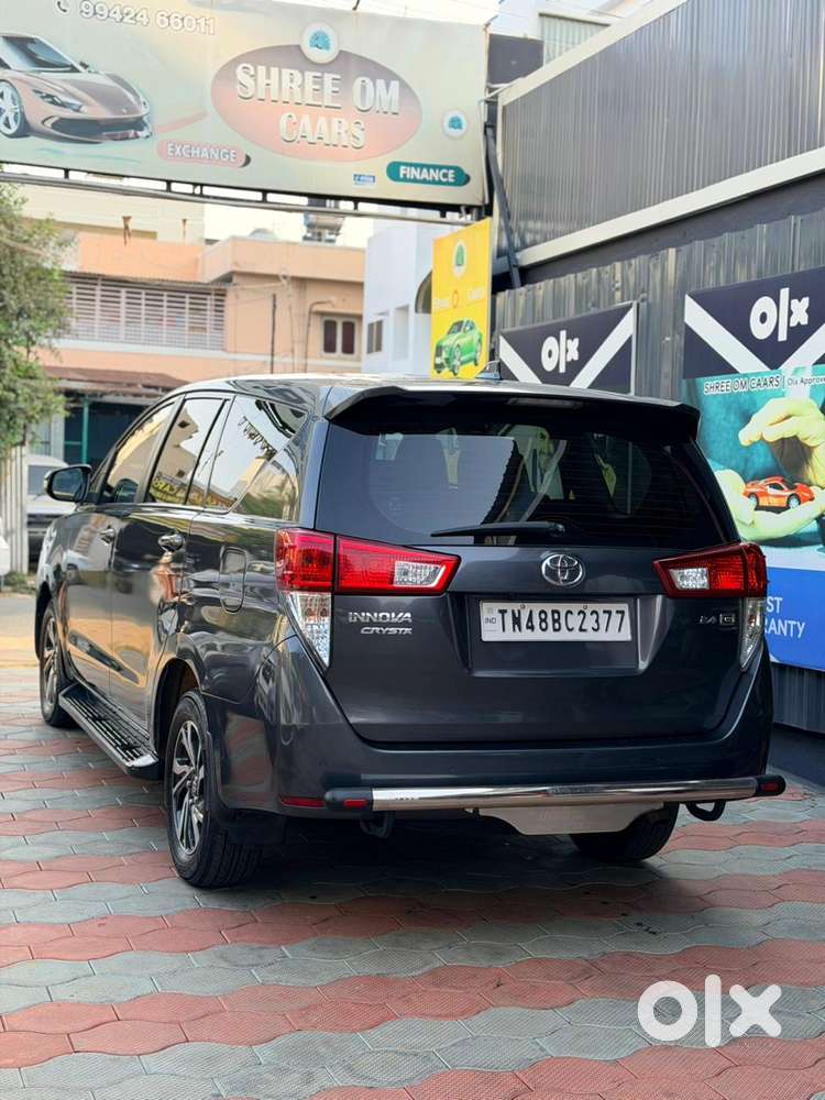 Toyota Innova Crysta